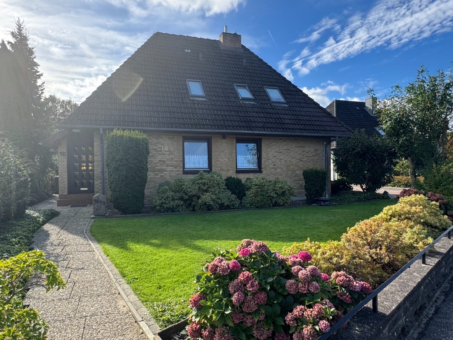 Ansicht mit Sonne